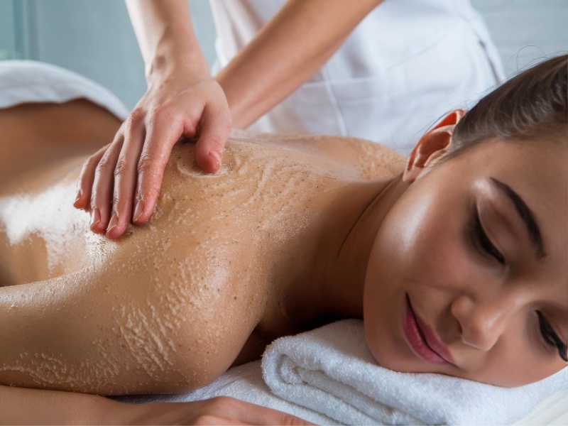 60Mn Madinina Gommage dos + Massage  