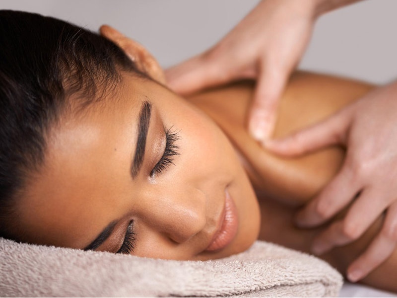 60Mn Massage Bien-Être Sensitif  ( Aromathérapie )